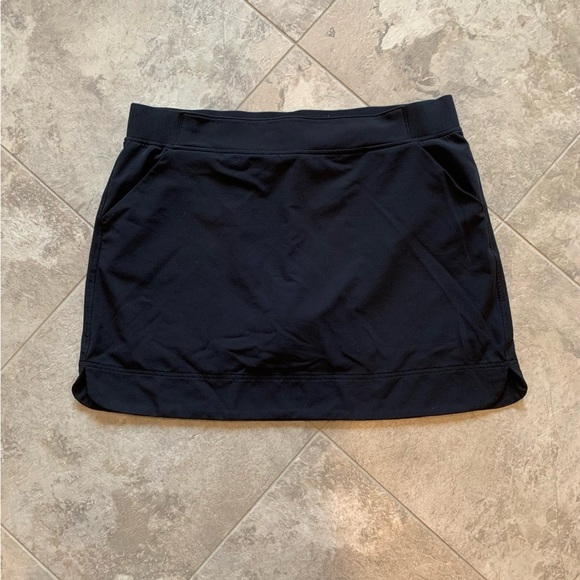 32 Degrees Cool Classic Black Women's Skirt, size XL - Picture 4 of 9